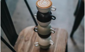 翠湖咖啡地图：解锁昆明慢生活的十种美学提案