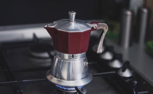 咖啡壶使用纯净水的科学与实践指南