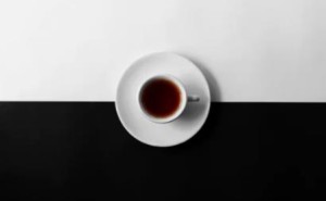 杯中之物打一个正确的生肖，详细解释落实