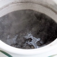 对抗春季“风”病:黑芝麻山药糊 对抗春季“风”病:黑芝麻山药糊