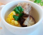 玉米香菇排骨汤 玉米香菇排骨汤