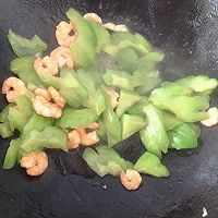 家常菜:虾仁炒苦瓜 家常菜:虾仁炒苦瓜
