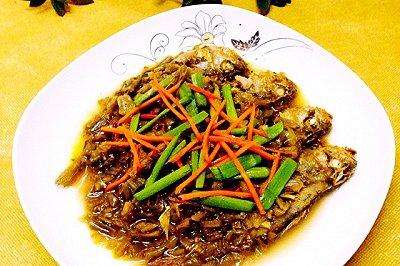 咸菜烧梅鱼 咸菜烧梅鱼