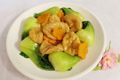 广东必备年夜菜----名菜:滑炒罗定皱纱鱼腐 广东必备年夜菜----名菜:滑炒罗定皱纱鱼腐