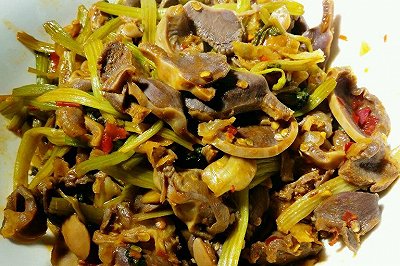 冬季暖身菜——泡椒炒鸭肾 冬季暖身菜——泡椒炒鸭肾
