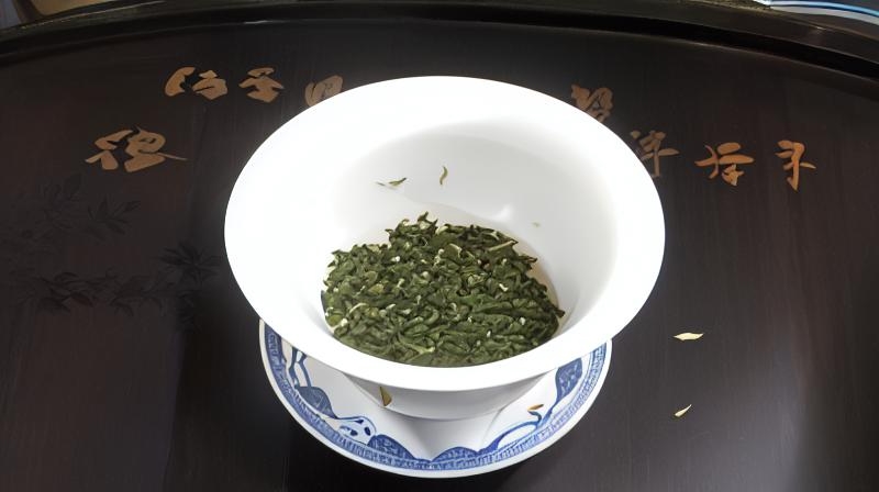 武夷岩茶的魅力揭秘 详解武夷岩茶种类及其独特风味特点 武夷岩茶的魅力揭秘 详解武夷岩茶种类及其独特风味特点