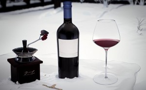 蓝菲红酒价格揭秘：一瓶多少钱？