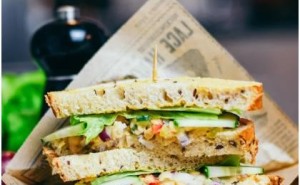 创意美食盛宴：小吃街活动策划方案